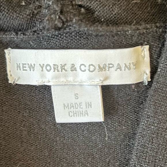 NEW YORK & COMPANY Black Surplice Long Sleeve Top, S - Picture 8 of 9